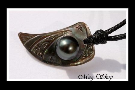 Maohi Marquisien Collier  Nacre & Demie-Perle de Tahiti Modèle 5 MAG.SHOP