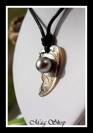 Maohi Vagues Collier  Nacre & Demie-Perle de Tahiti Modèle 4 MAG.SHOP