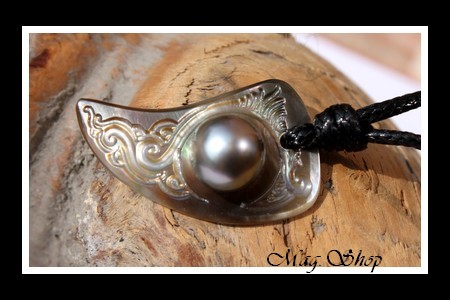 Maohi Vagues Collier  Nacre & Demie-Perle de Tahiti Modèle 4 MAG.SHOP