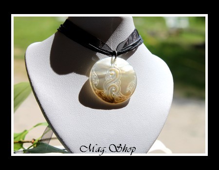 Marquises Collection Collier Miti Tuamotu Vagues Nacre de Tahiti 3cm MAG.SHOP