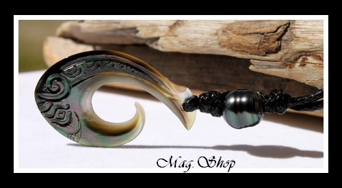 Mataura Hameçon Tiki Collier Moana Nacre & Perle de Tahiti Modèle 4 MAG.SHOP