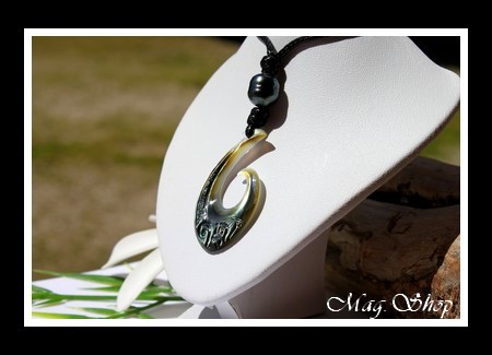 Mataura Hameçon Tiki Collier Moana Nacre & Perle de Tahiti Modèle 4 MAG.SHOP