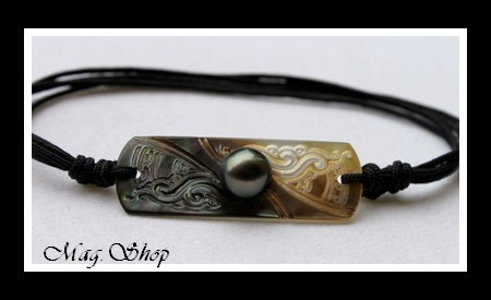 Maupiti Bracelet Nacre 4.5cm & Demie-Perle de Tahiti Reflets Verts MAG.SHOP