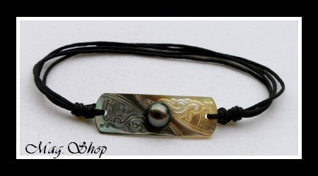 Maupiti Bracelet Nacre 4.5cm & Demie-Perle de Tahiti Reflets Verts MAG.SHOP