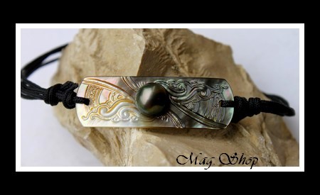 Maupiti Bracelet Nacre 4.5cm & Demie-Perle de Tahiti Reflets Verts MAG.SHOP