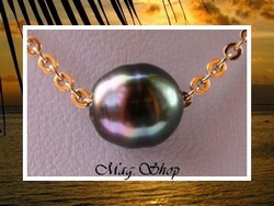 Sunset Collection / Collier Mihiarii Plaqué OR Vermeil 45cm (2.01g) / Perle Semi-Baroque de Tahiti 8.25mm/A Verts Irisés (photos non contractuelles)