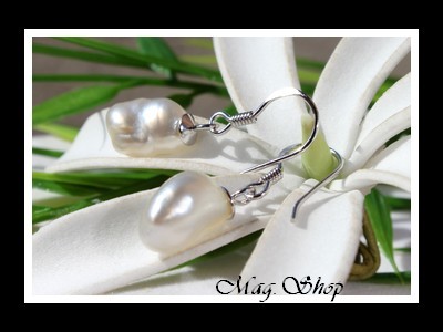 Mihiroa Boucles d`Oreilles Argent Rhodié 925 2 Perles Keishis de Tahiti Modèle 1 MAG.SHOP