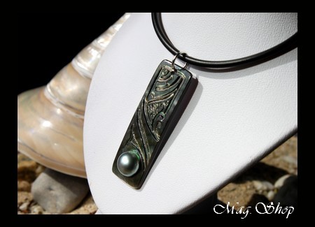 MOANA Collection - Collier Maupiti Nacre H 4.5cm & Demie-Perle de Tahiti MAG.SHOP