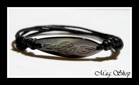 Moana Collection  Bracelet Planche de Surf Maori Nacre de Tahiti 3.5cm  MAG.SHOP