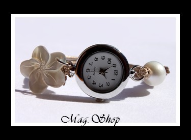 Montre Teraianai Perle & Nacre Fleur Hibiscus de Tahiti modèle 1 MAG.SHOP