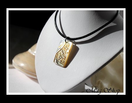 Moorea Marquisien Collier Nacre de Tahiti Reflets Caramels MAG.SHOP