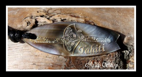 Nengo Collier Planche de Surf Raie TAHITI Nacre de Tahiti Modèle 13 MAG.SHOP