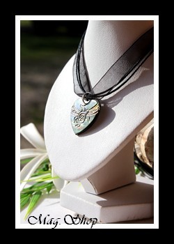 Nuarei Collier Coeur Tortue Nacre de Tahiti Modèle 6 MAG.SHOP