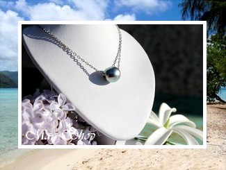 Silver Sea Collection - Collier Mehiti Perle Drop de Tahiti 12.25mm/AB Reflets Verts Clairs / Taille 45cm Argent Rhodié 925 (1.84g) (photos non contractuelles)