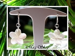 Fleurs Collection / Boucles D'Oreilles Ofai'i Tavana Fleurs Hibiscus / Nacres de Tahiti 2cm Reflets Clairs / Argent 925 (0.70g) (photos non contractuelles)