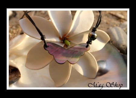 Papillon Collier Arenui Nacre 4cm & Perle Cerclée de Tahiti MAG.SHOP
