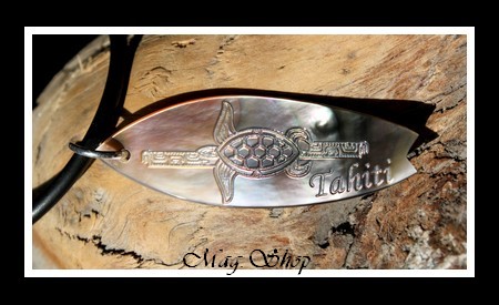 Planche de Surf Tortue TAHITI Collier Nacre H4.5cm Reflets Ocres-Colorés MAG.SHOP