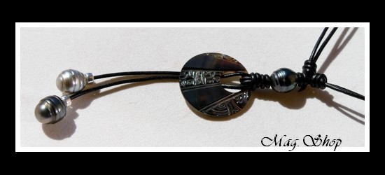 Punaauia Tuamotu Marquisien Collier Nacre & 3 Perles Cerclées de Tahiti MAG.SHOP