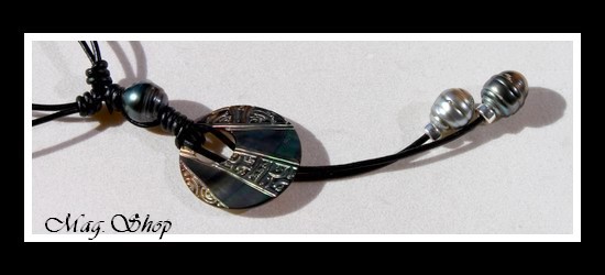 Punaauia Tuamotu Marquisien Collier Nacre & 3 Perles Cerclées de Tahiti MAG.SHOP