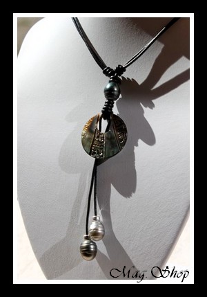 Punaauia Tuamotu Marquisien Collier Nacre & 3 Perles Cerclées de Tahiti MAG.SHOP