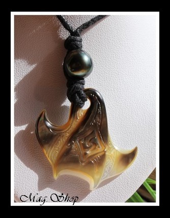 Raie Maori Marquisienne Collier Mana Nacre & Perle de Tahiti MAG.SHOP