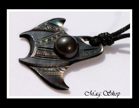 Raie Reao Marquisienne Collier Nacre & Demie-Perle de Tahiti MAG.SHOP