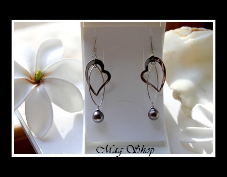 Silver Sea Collection  Boucles d`Oreilles Coeurs Argent Rhodié 925 Perles Cerclées de Tahiti MAG.SHOP