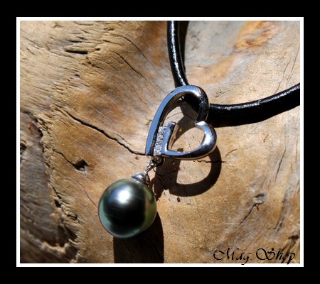 Silver Sea Collection Collier Coeur Tenarunga 3 Zircons  Perle Baroque MAG.SHOP