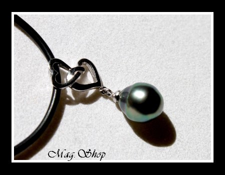Silver Sea Collection   Collier Coeurs Argent Rhodié 925  Perle Cerclée de TAHITI MAG.SHOP