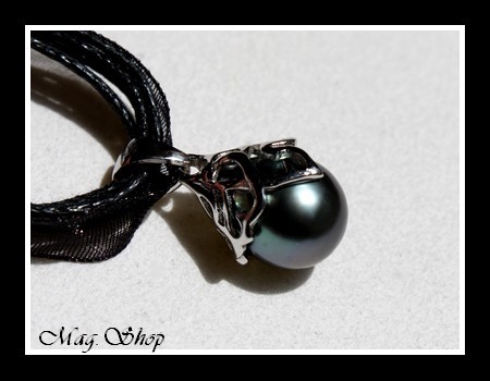 Silver Sea Collection  Collier Hani  Pendentif  Argent Rhodié 925 & Perle Cerclée de Tahiti MAG.SHOP