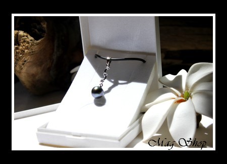 Silver Sea Collection  Collier Tefarerii Argent Rhodié 925- 3 Zircons  Perle Baroque de Tahiti MAG.SHOP