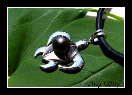 Silver Sea Collection Collier Tortue 4 Nacres Argent Rhodié 925 & Perle Ronde de Tahiti MAG.SHOP