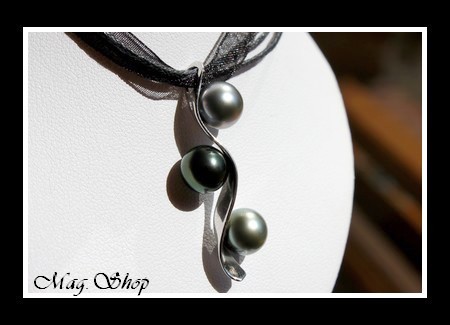 Silver Sea Collection  Collier des Australes Trio  Argent Rhodié 925  3 Perles Rondes de Tahiti MAG.SHOP