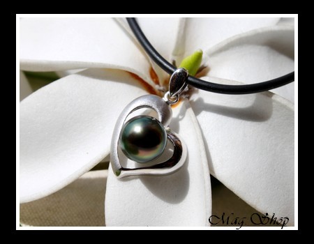 Silver sea Collection  Pendentif Coeur des Atolls Semi-Mat Argent Rhodié 925  & Perle Baroque de Tahiti MAG.SHOP