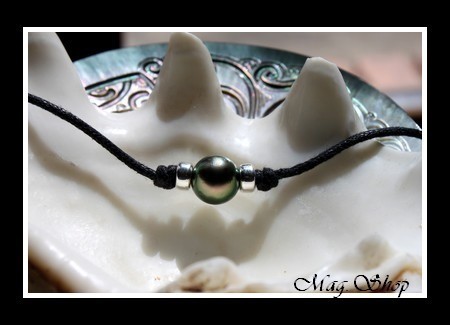 Surfeur Collier Perle Ronde de Tahiti Reflets Verts MAG.SHOP