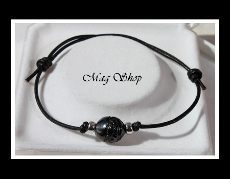 Surfeur Faanui Raie Bracelet Perle de Tahiti Gravée Marquisienne MAG.SHOP