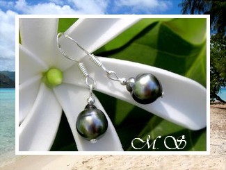 Silver sea Collection / Boucles D'Oreilles Vaheana Pendants Crochets Argent 925 (0.63g) Perles Cerclées de TAHITI 9.75mm/C Gris/Verts Foncés (photos non contractuelles)