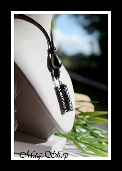 Teahio Collier Tiki Amour Agate Noire Perle de Tahiti MAG.SHOP