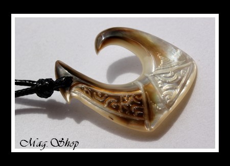 Teano Hameçon Marquisien Collier Nacre de Tahiti Modèle 4 MAG.SHOP