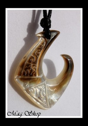 Teano Hameçon Marquisien Collier Nacre de Tahiti Modèle 4 MAG.SHOP