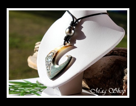 Teano Tiki Collier Hameçon Nacre & Perle de Tahiti Modèle 2 MAG.SHOP
