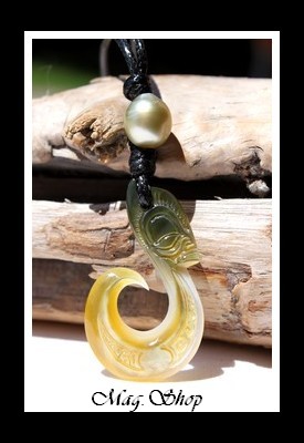 Teinaki Collier Hameçon Tiki Nacre & Perle de Tahiti Modèle 4 MAG.SHOP