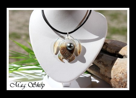 Temehani Collier Tortue Marquisienne Nacre & Perle de Tahiti Modèle 4 MAG.SHOP