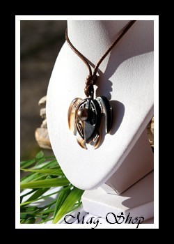 Terenui Collier Tortue Marquisienne Nacre & Perle de Tahiti Modèle 2 MAG.SHOP
