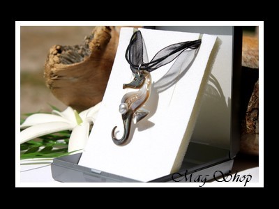 Tevahine  Hippocampe Collier Nacre & Perle Keishi de Tahiti Modèle 1 MAG.SHOP