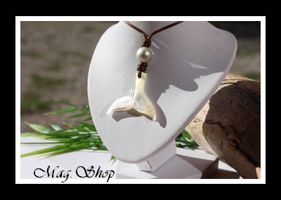 Tevairoa Collier Queue de Baleine Nacre & Perle de Tahiti Modèle 12 MAG.SHOP