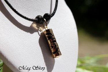 Tiki Chance Collier OR 750 Agate Noire P17N MAG.SHOP