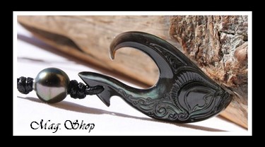 Tiki Marunui Collier Hameçon Nacre & Perle de Tahiti Modèle 3 MAG.SHOP
