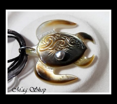 Tortue Moana  Vagues Collier Nacre Reflets Ocres & Perle Keishi de Tahiti MAG.SHOP