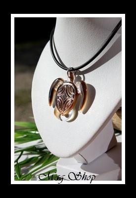 Tortue Temehani Marquisienne Collier Nacre de Tahiti Modèle 26 MAG.SHOP